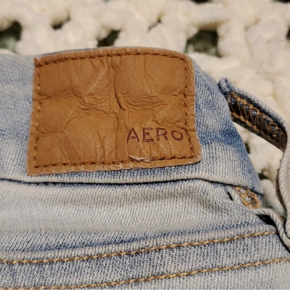 Aeropostale Distressed High Rise Curvy Jeggings Woman's Size 6 NWOT