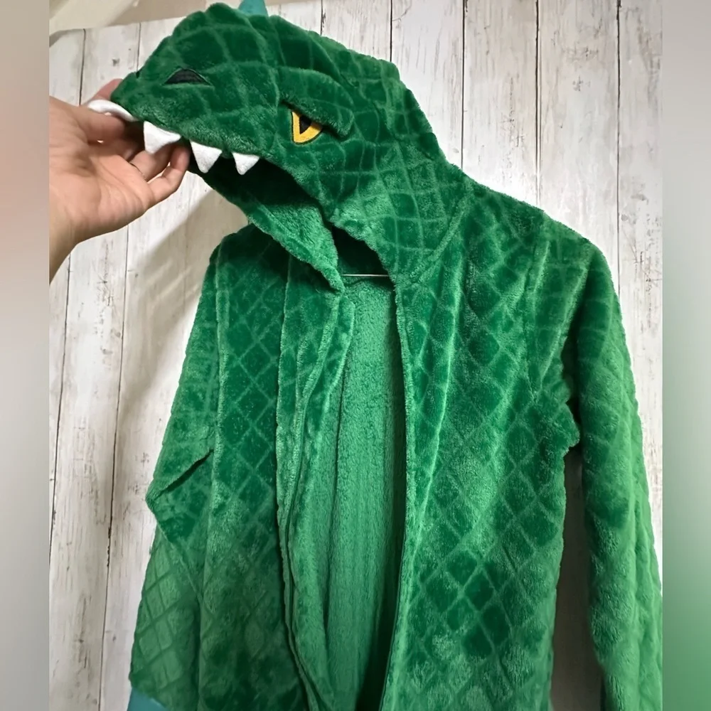 Boys Green Dinosaur Hoodie One Piece Pajamas Dragon/Halloween Costume Size L