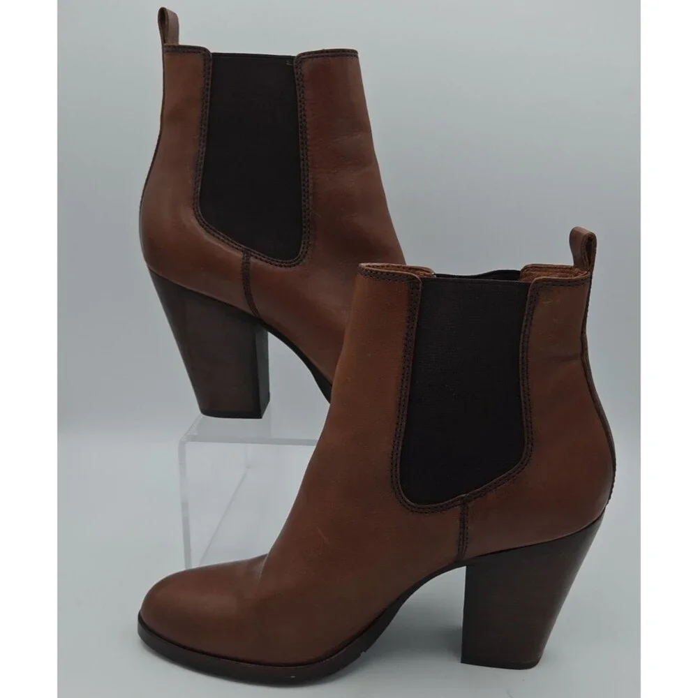 Frye ankle lining touch
