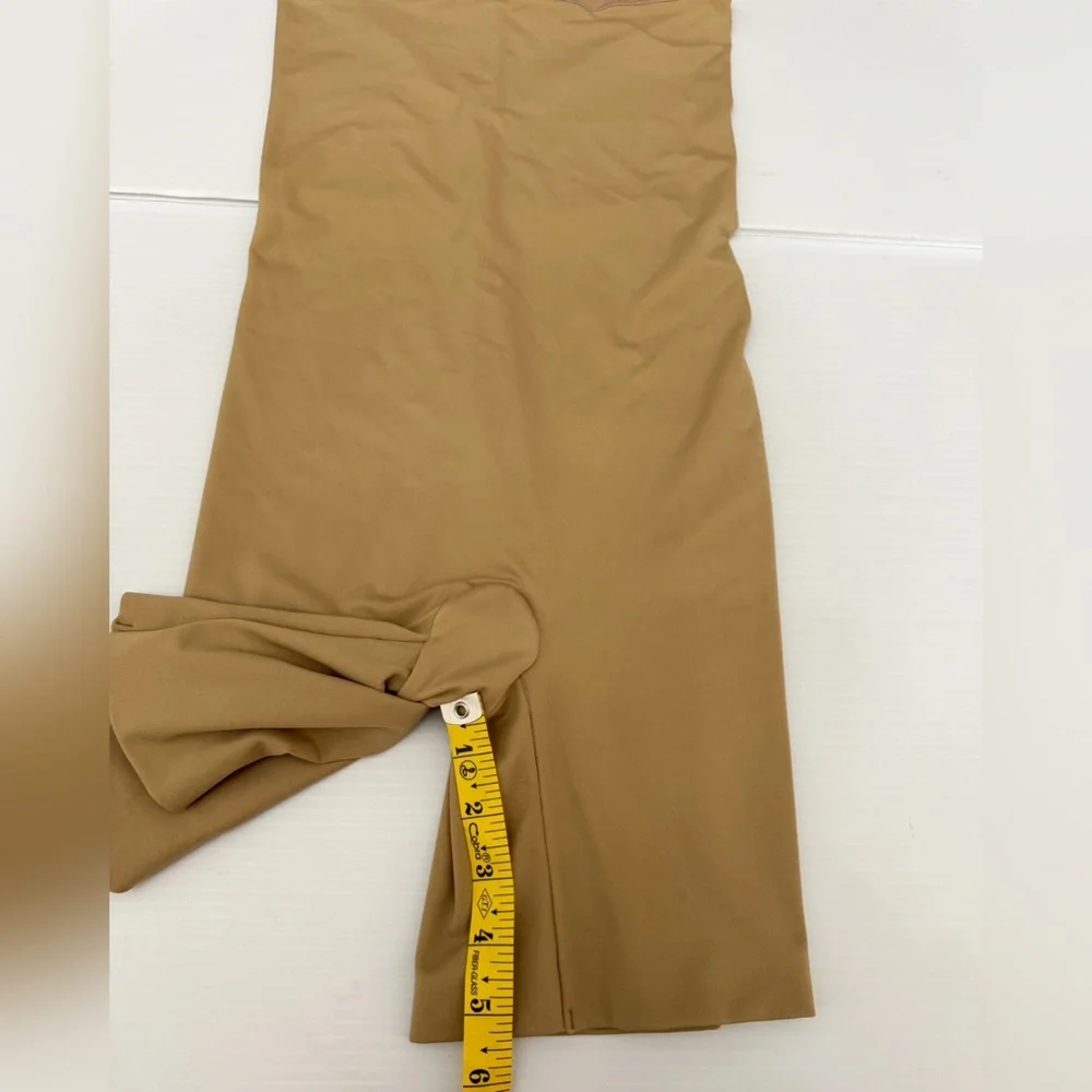 Spanx Assets High Waisted Mid Thigh Shape Wear Color-Nude Size-M