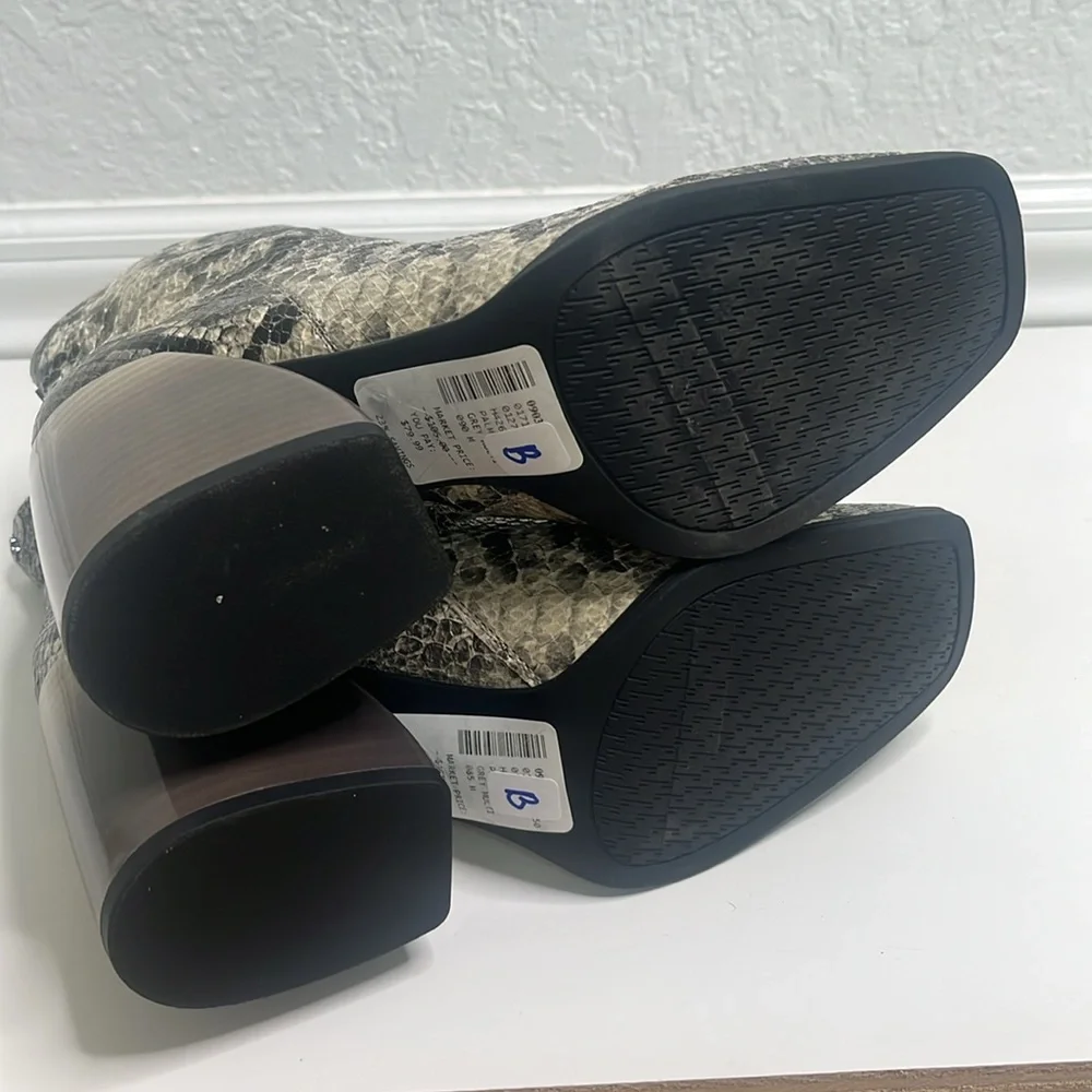 NWT Circus by Sam Edelman Palmina Snakeskin-Embossed Booties 7.5