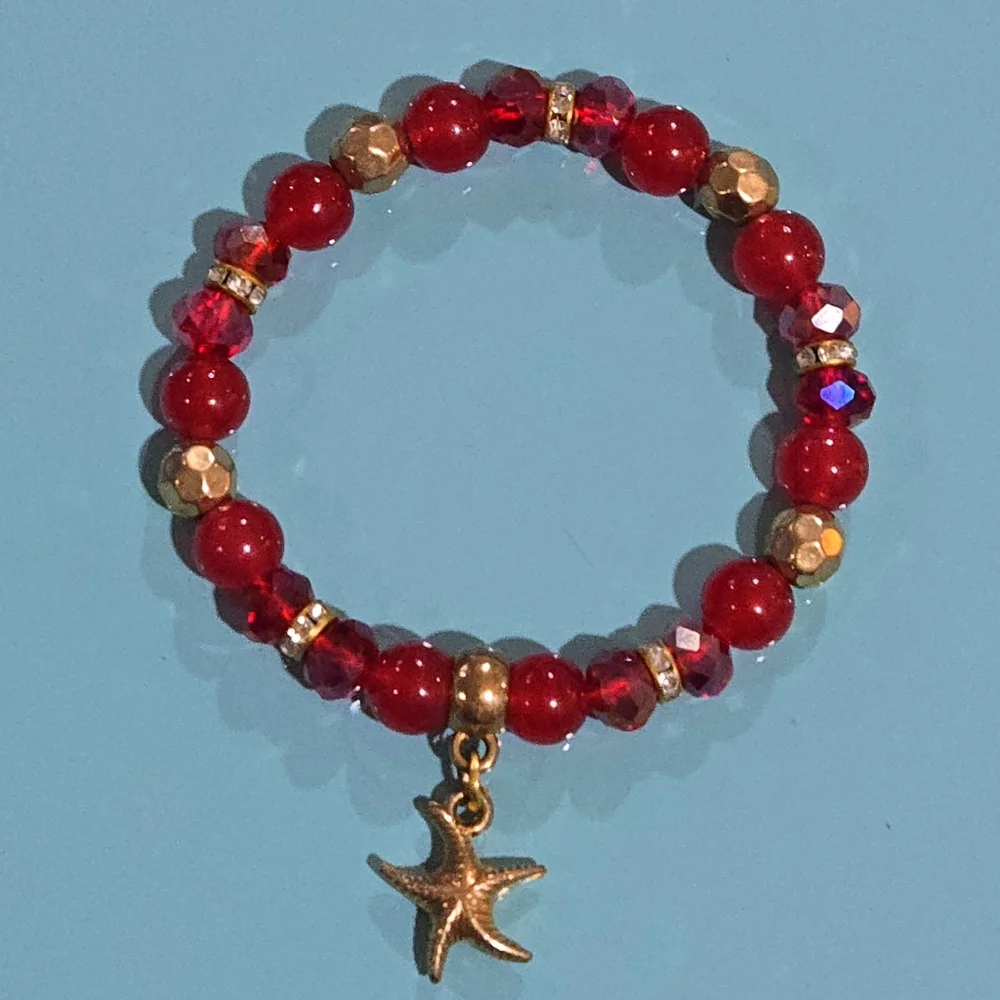 Nordstrom Red and Gold Stretch Beaded‎ Bracelet with Starfish Charm NWOT