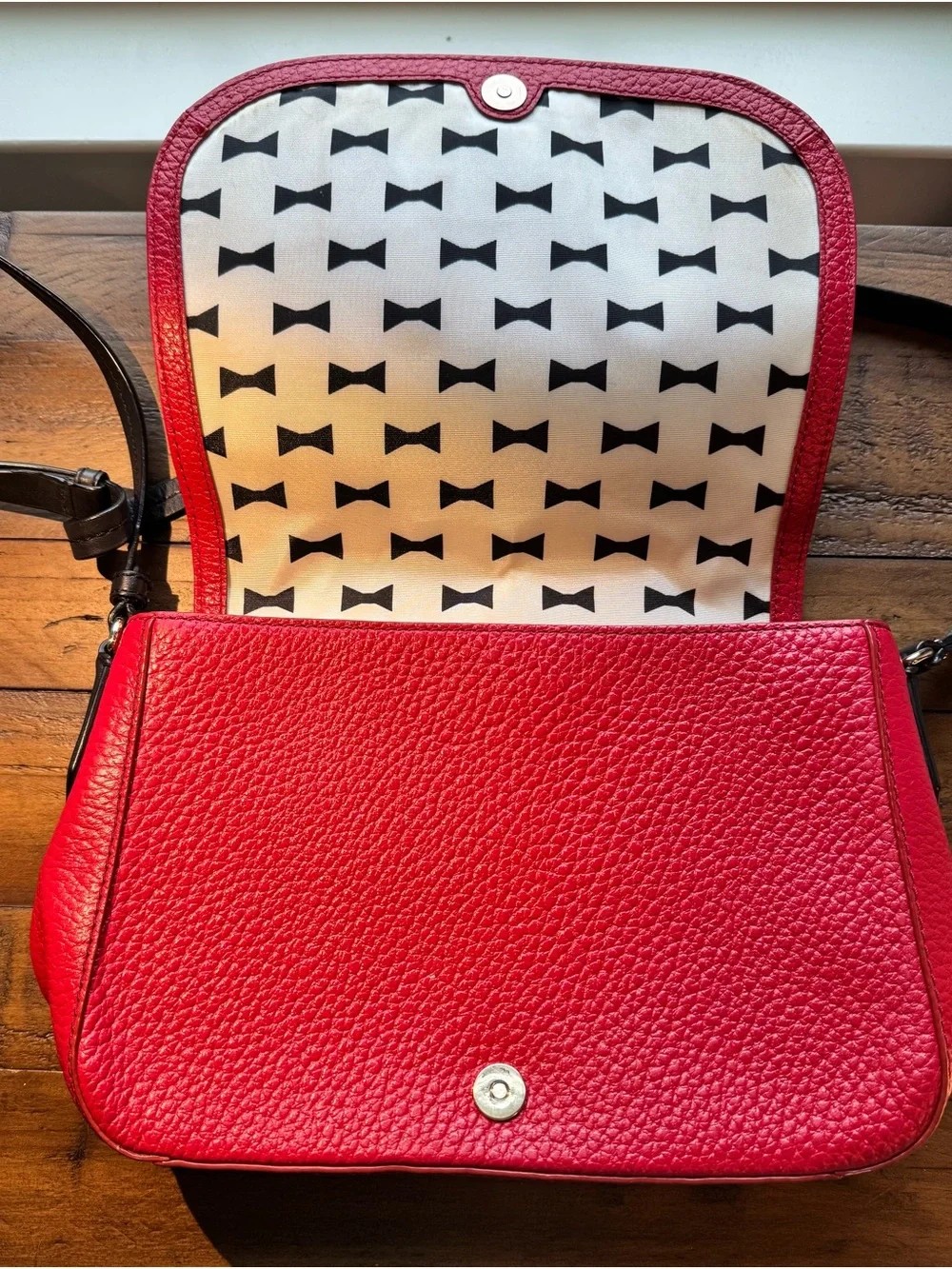 kate spade compact pebbled