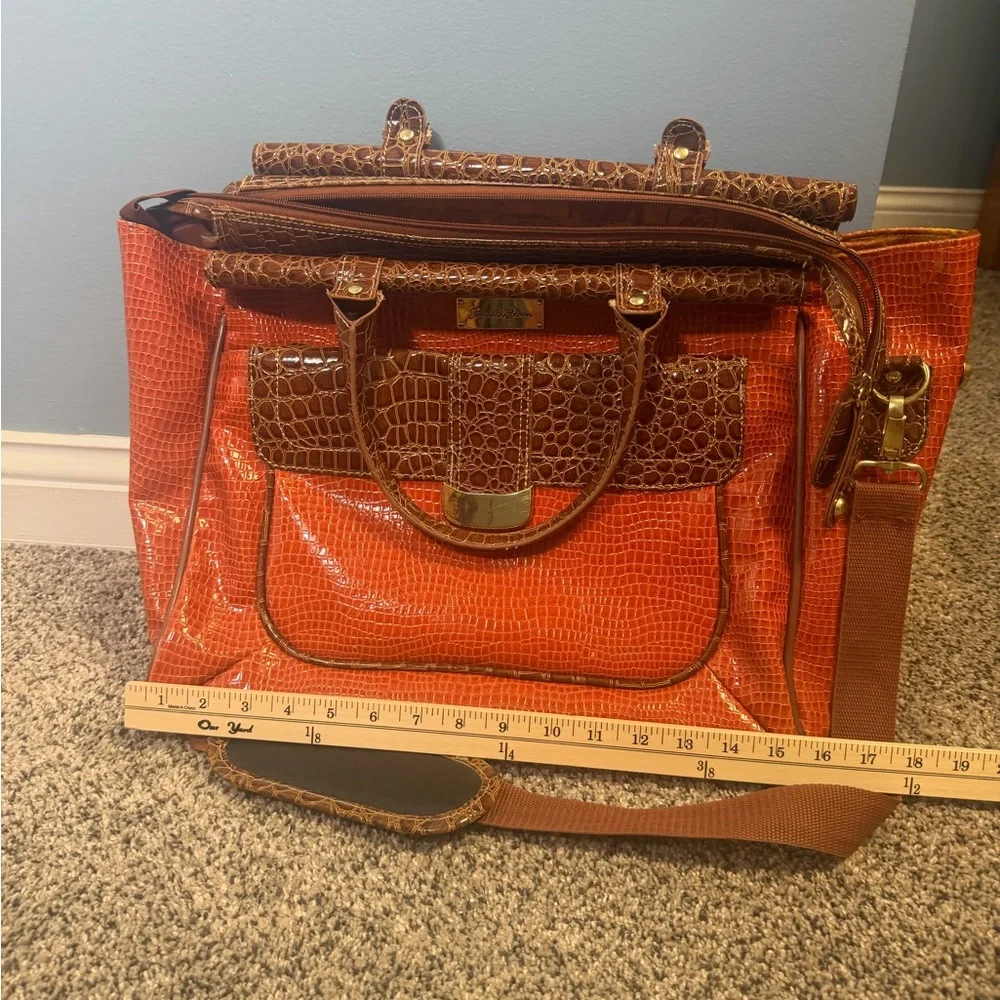 Samantha Brown stylish orange