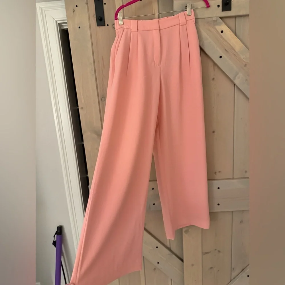 Express chic wide