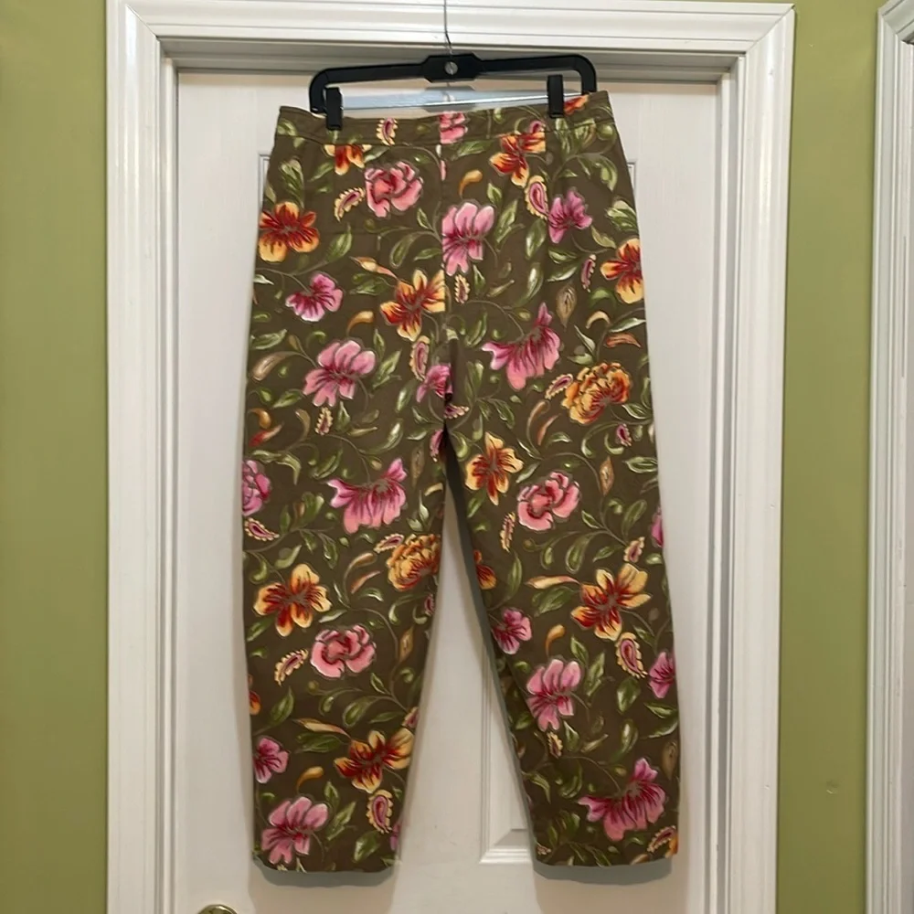Talbots - floral cropped pants - size 14