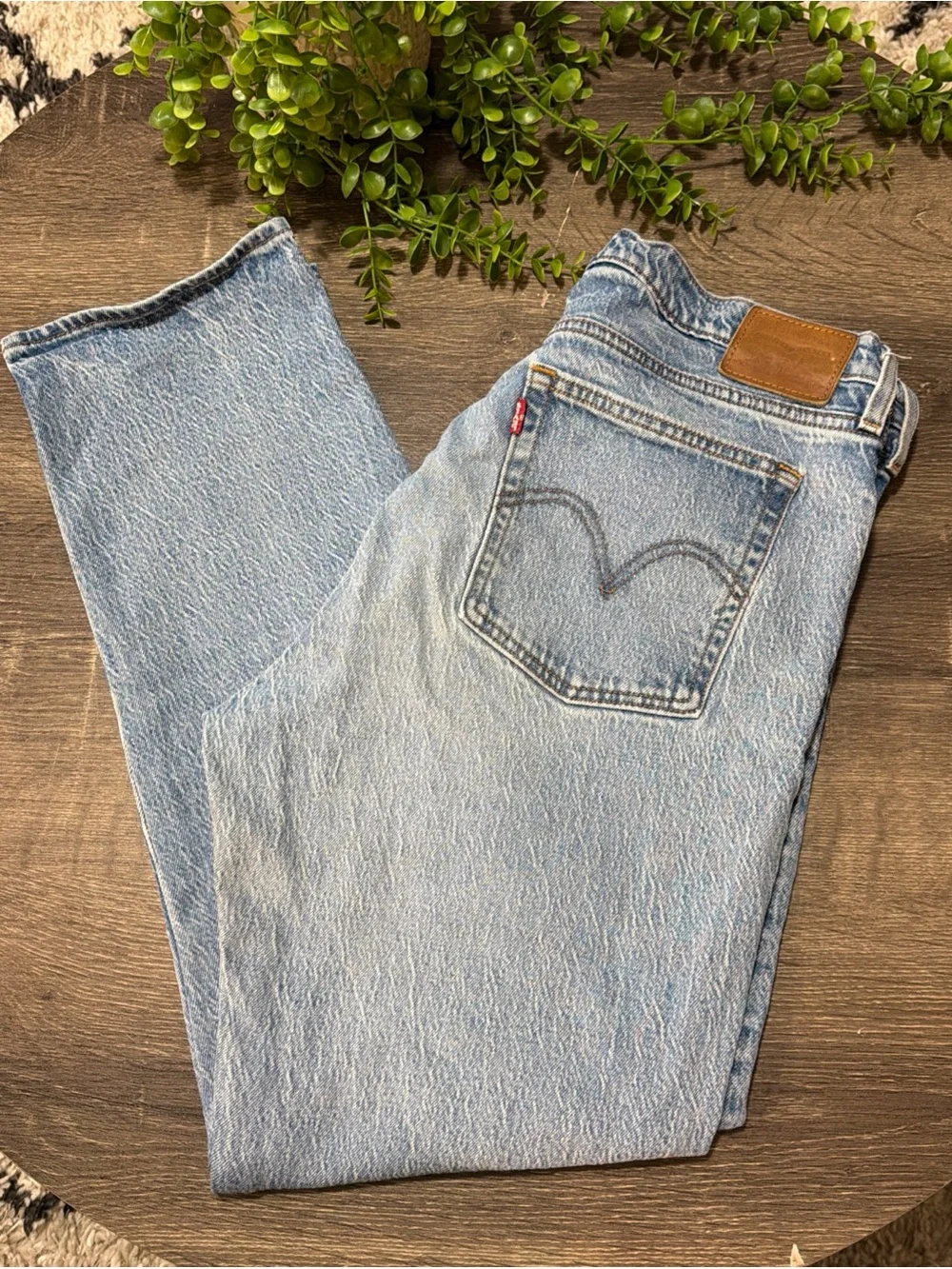 Levi's Premium Wedgie Straight Button Fly Medium Wash High Rise Jeans Size 31