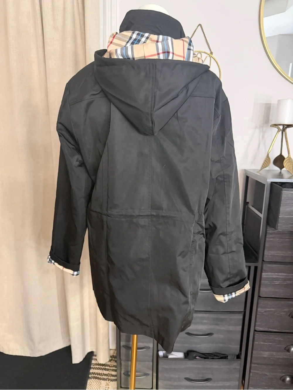 Saphirose contemporary black