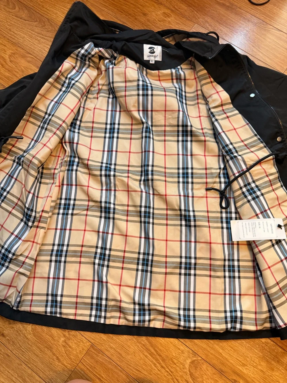 Saphirose contemporary black