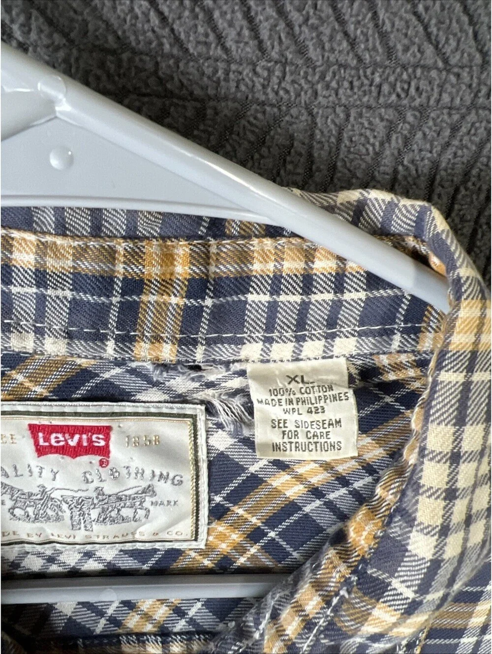 Levi’s Plaid Long Sleeve Shirt Size XL - 1099-1V