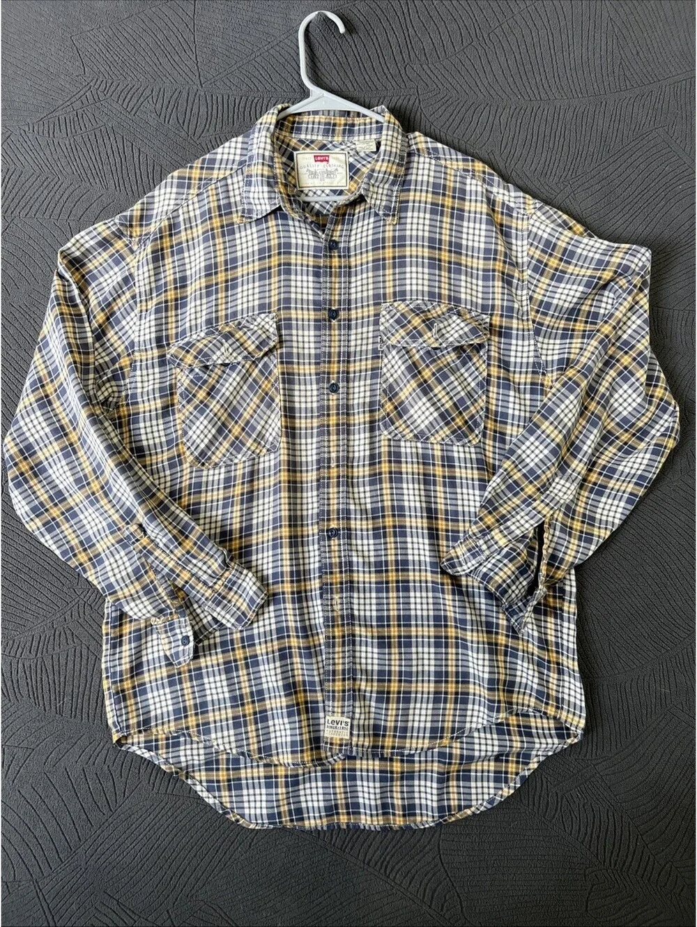 Levi’s Plaid Long Sleeve Shirt Size XL - 1099-1V