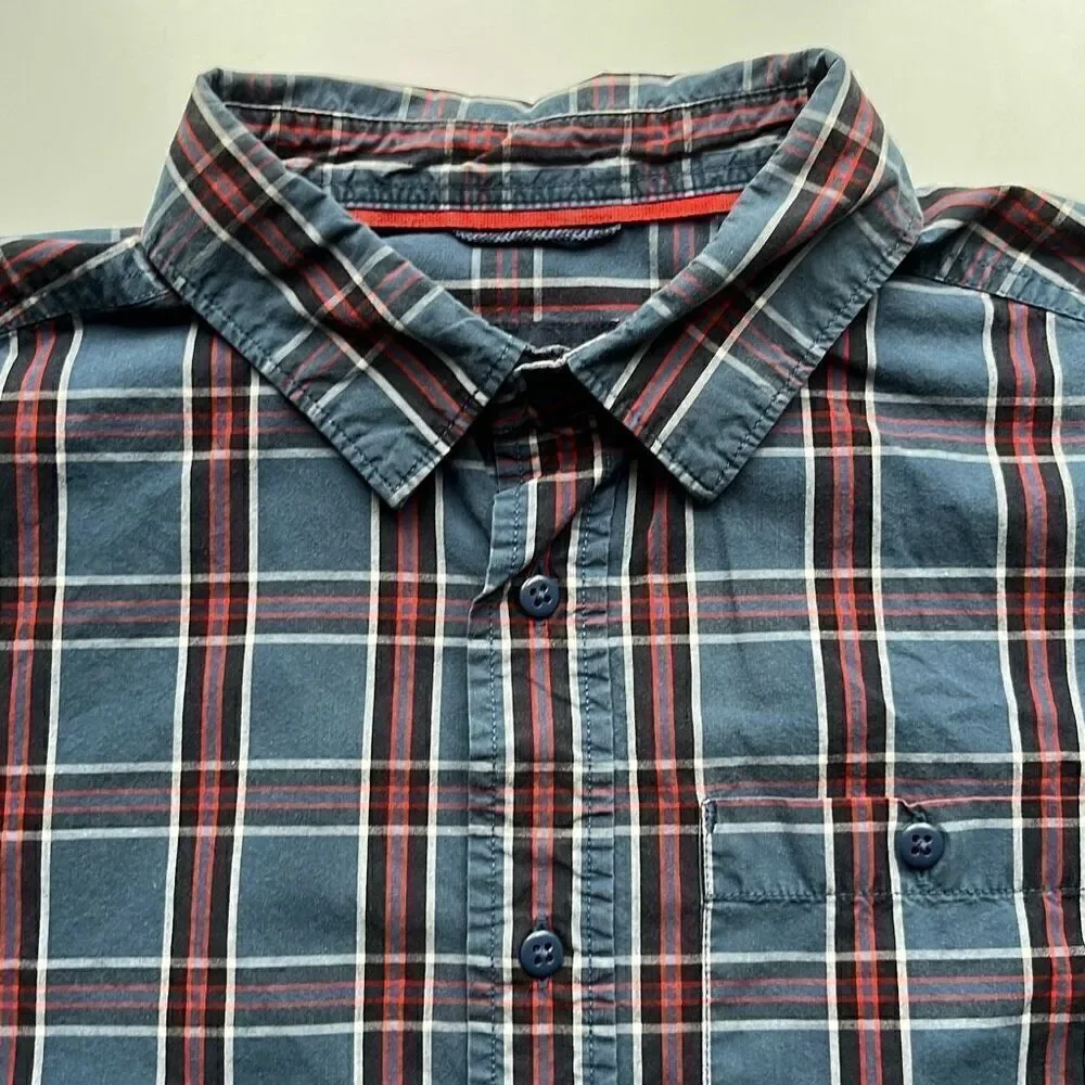 The North Face Short Sleeve Button Down Shirt Mens M