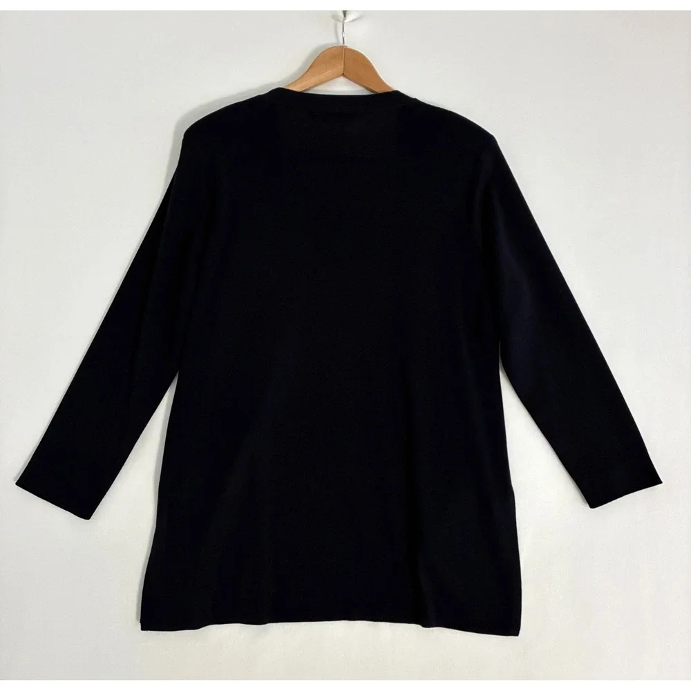 Misook exclusively open