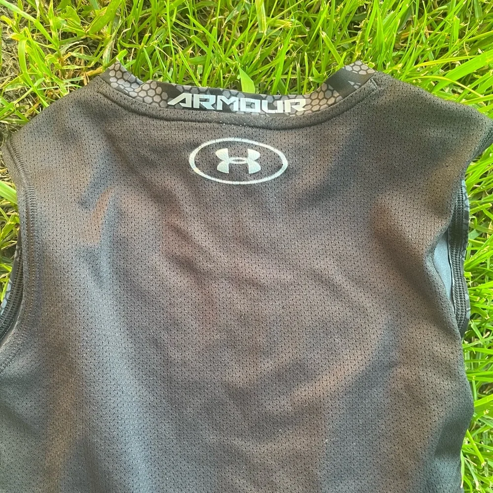 Under Armour baseball cushioned fabric】