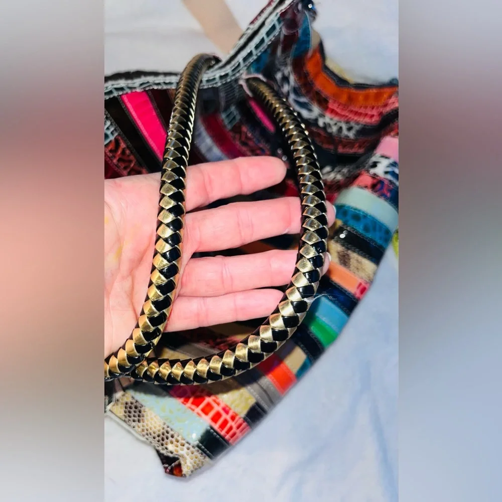 N/A vibrant stylish