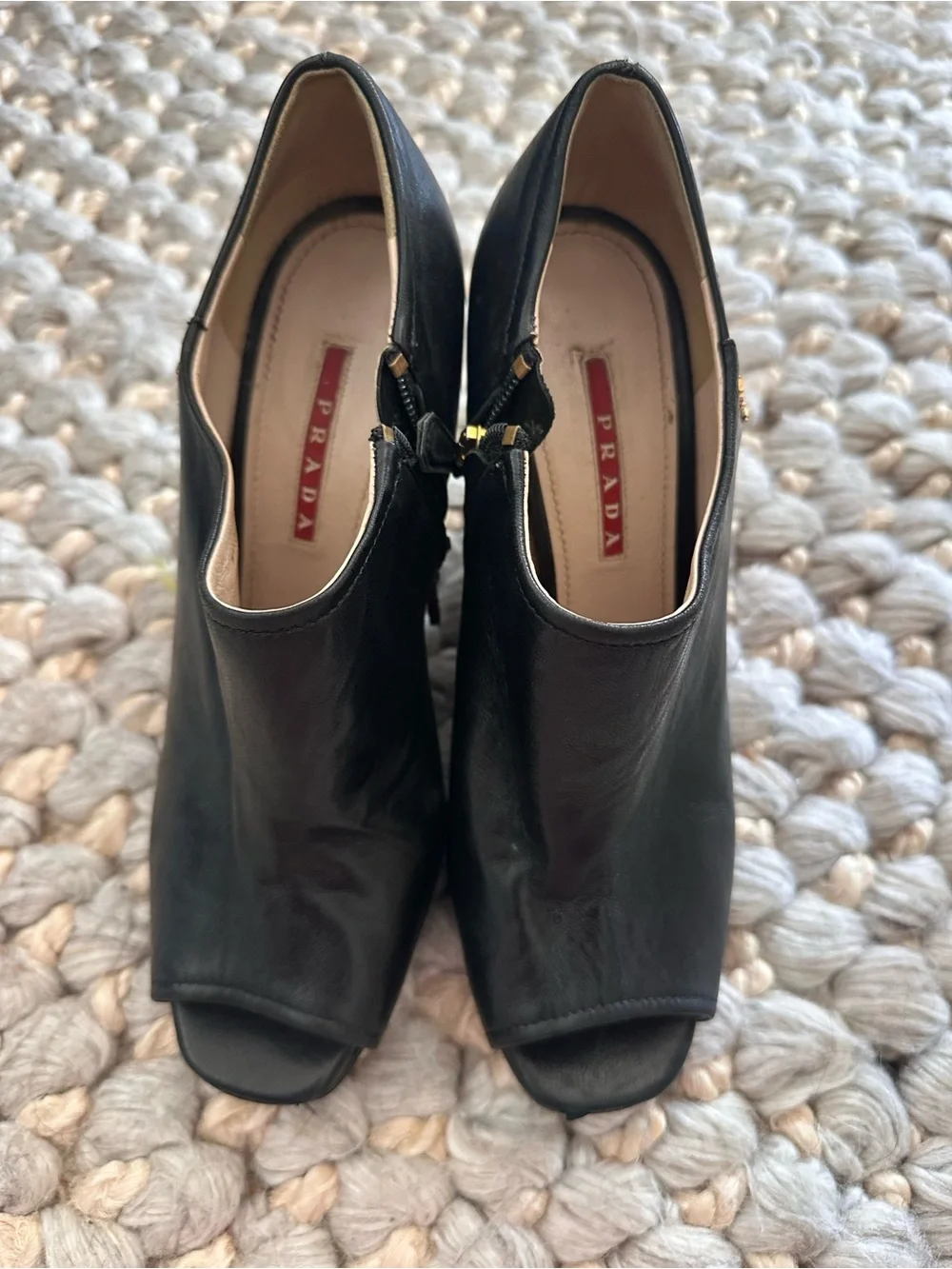 Prada 3kz040 been