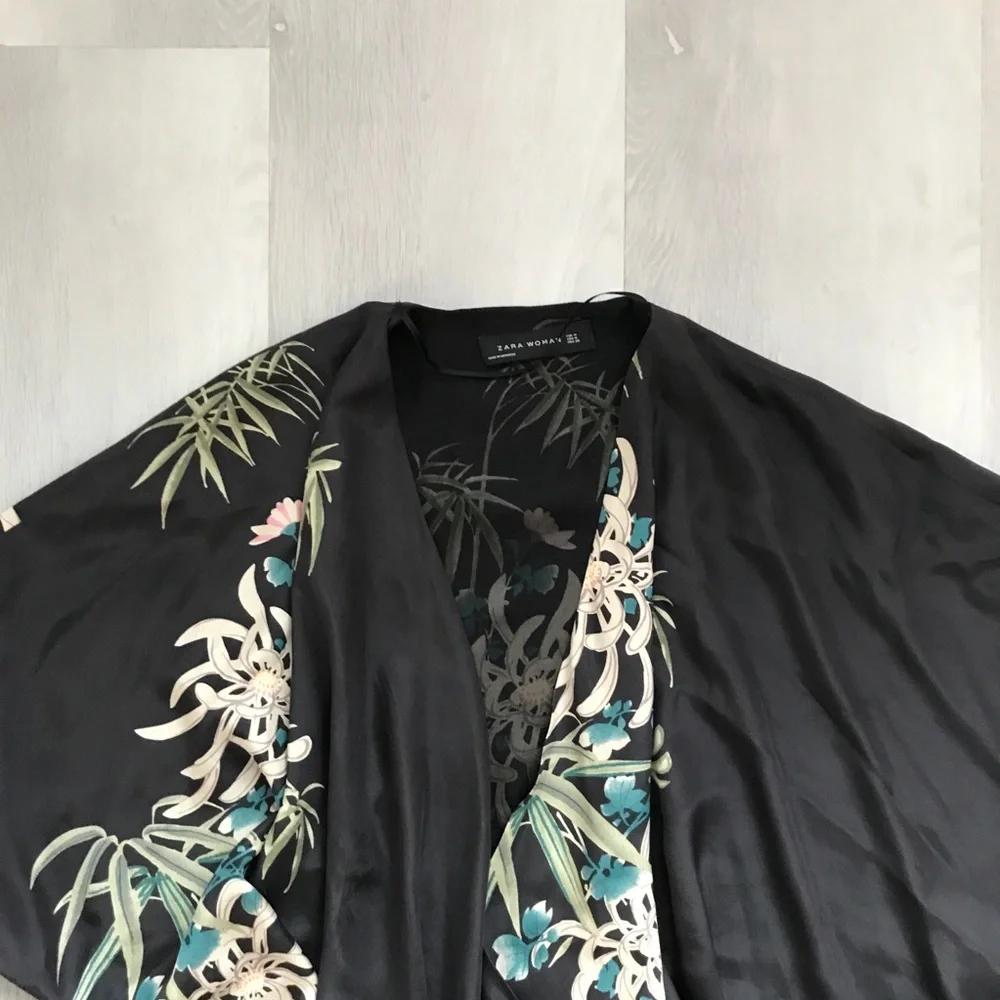 Zara lightweight black