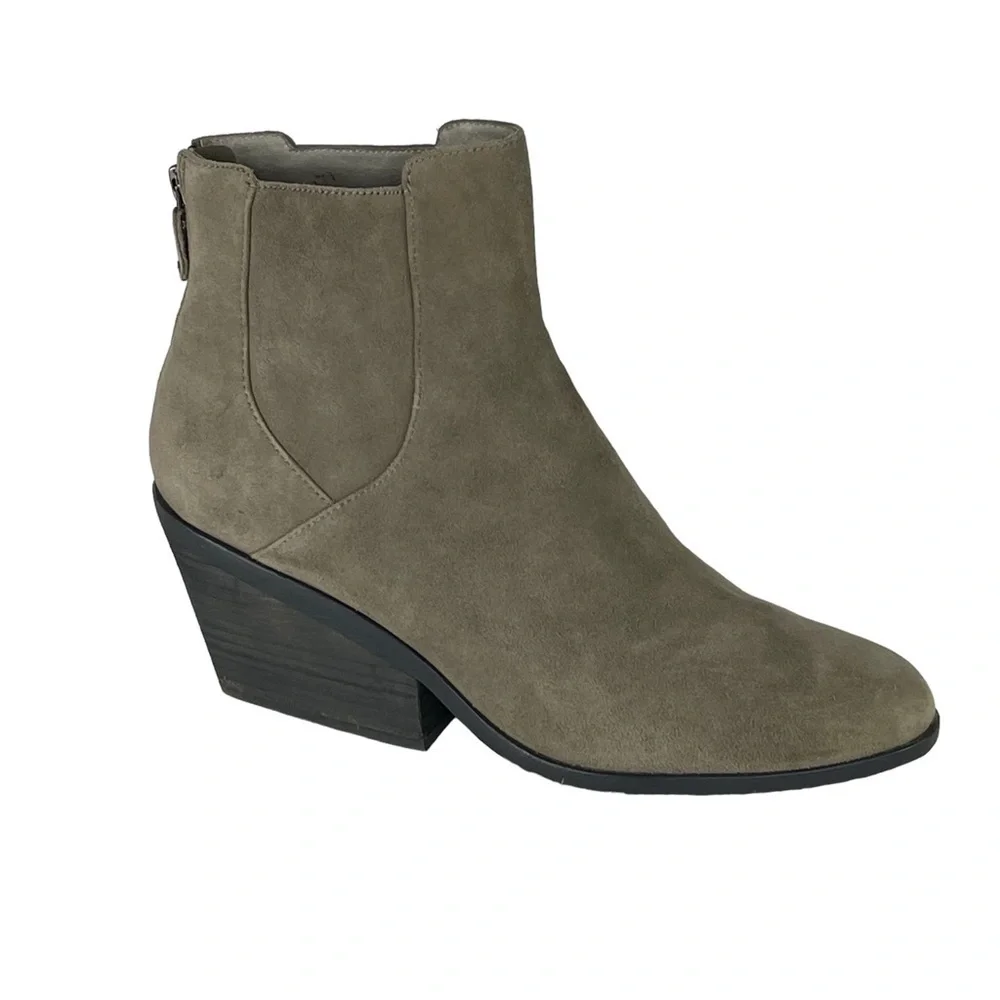 EILEEN FISHER PEER SHADOW TAUPE NUBUCK LEATHER CHELSEA STYLE ANKLE BOOT BOOTIE