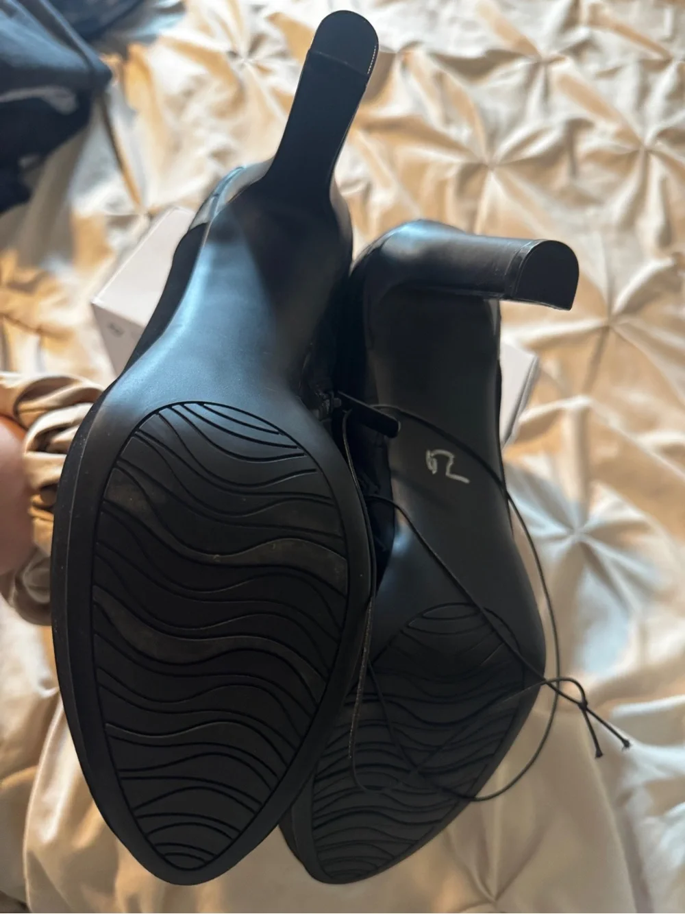 Impo sleek black
