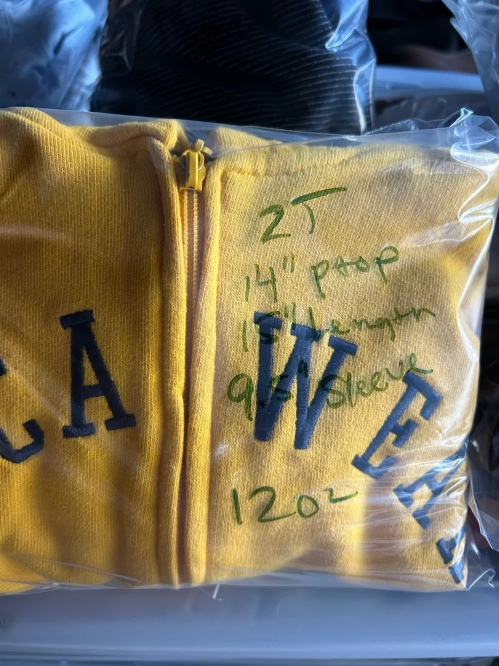 Rocawear bright yellow