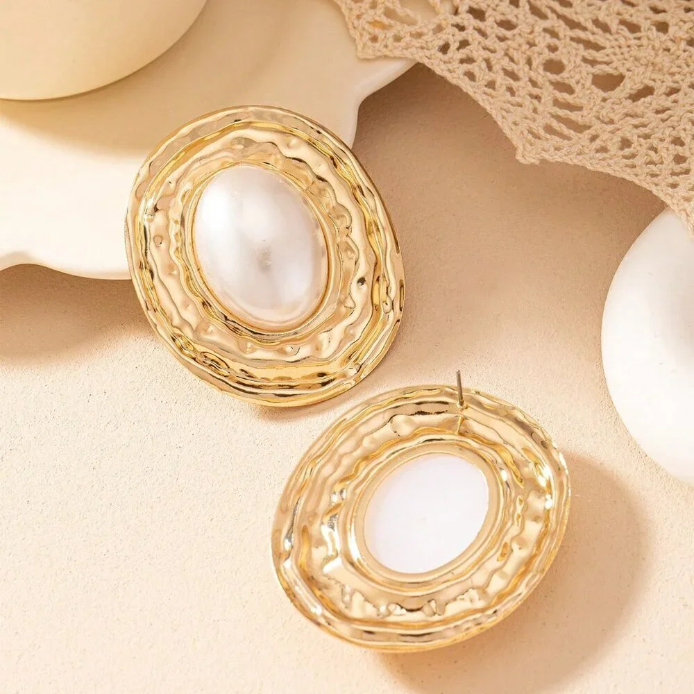 Yellow Gold Women's Geometric Texture Oval Pearl Inlay Pendant Vintage Earrings