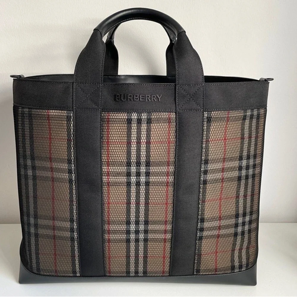 Private Luxuries nwt authentic