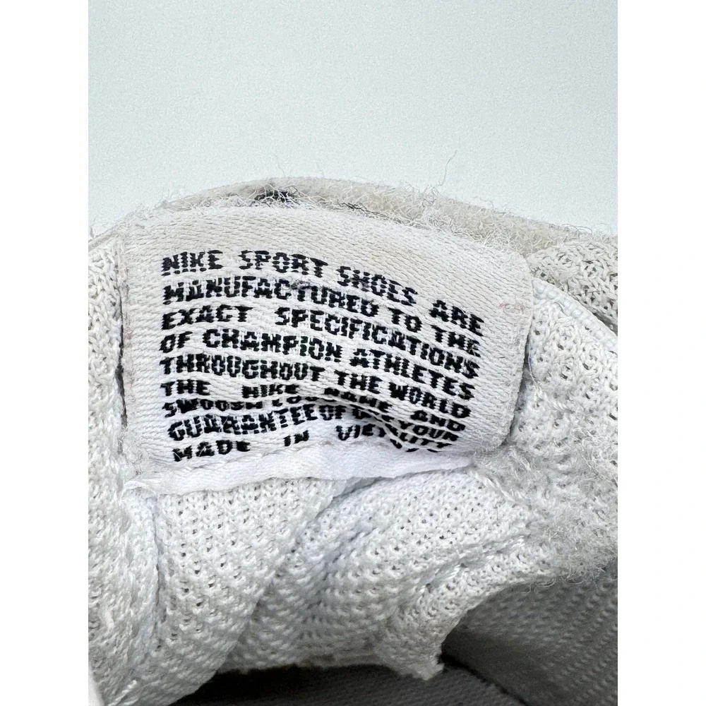 Nike ship outsoles