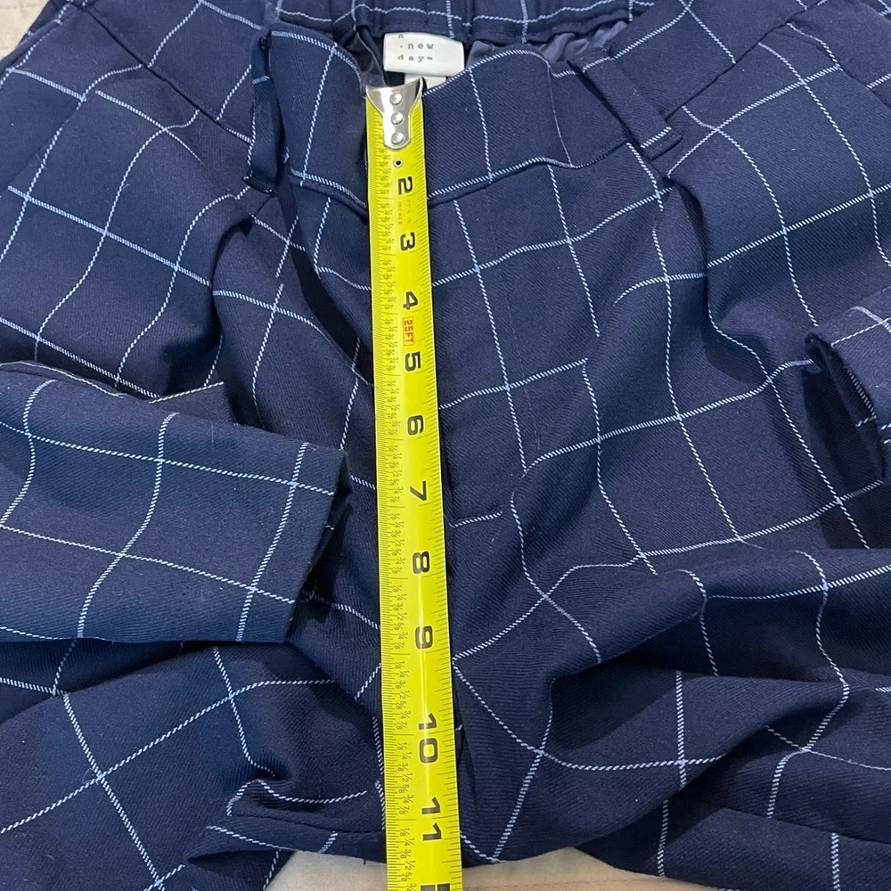 A NEW DAY  WOMENS SIZE 8 Navy Checkered PANTS ZIPPER FRONT ELASTIC WAISTBAND