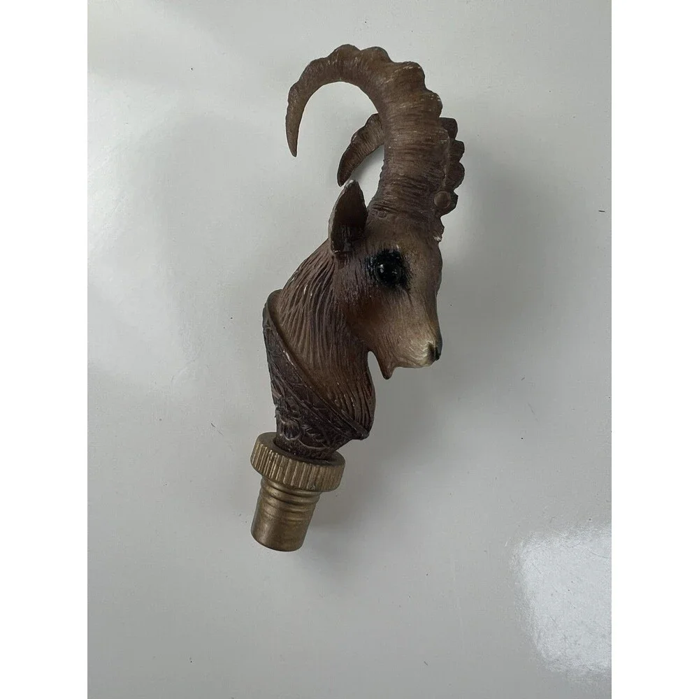 Vintage Ram Head Bottle Stopper Cork Wine Liquor Plastic Faux Wood Cork Gift