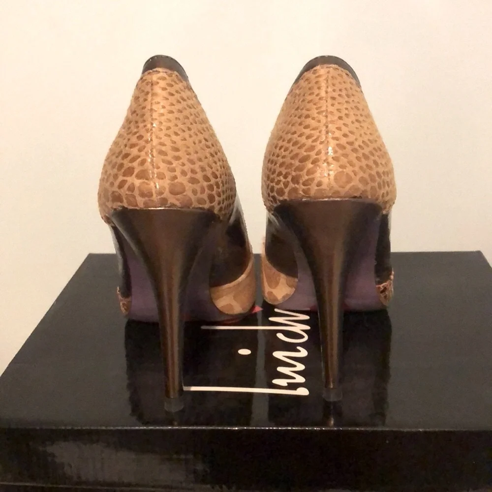 LUI CHING nwt these