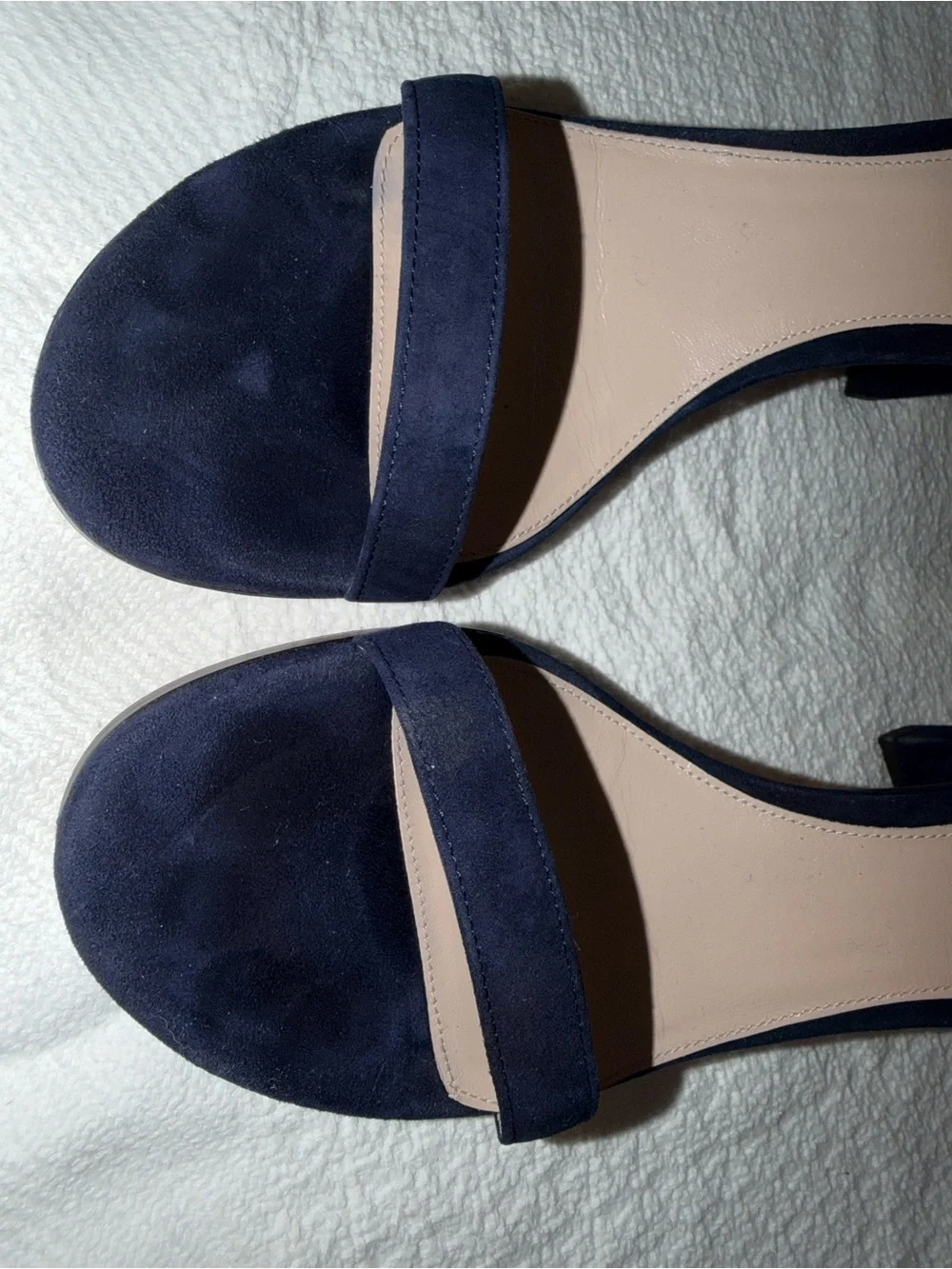Stuart Weitzman chic navy