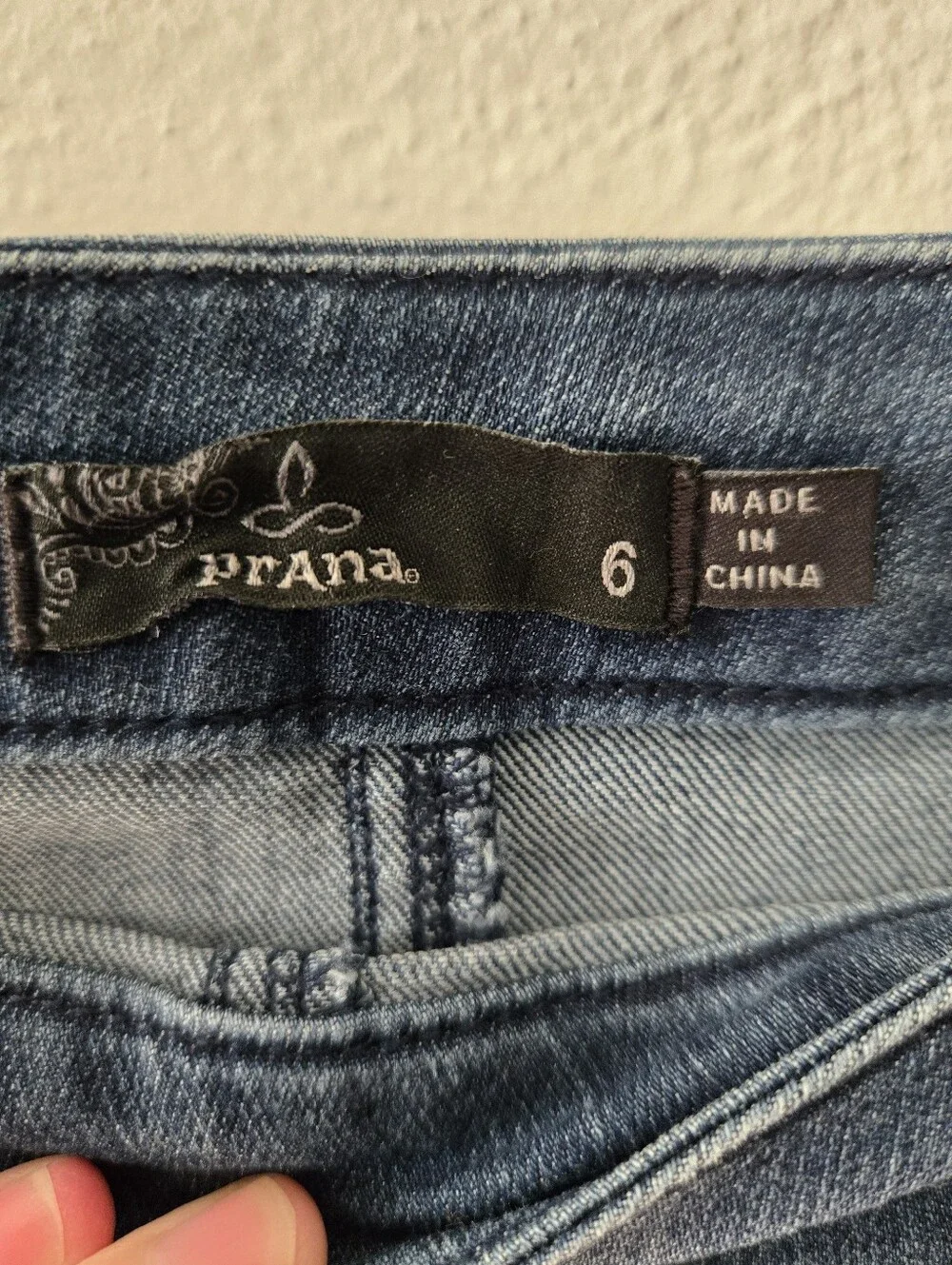 Prana lots it stretchy