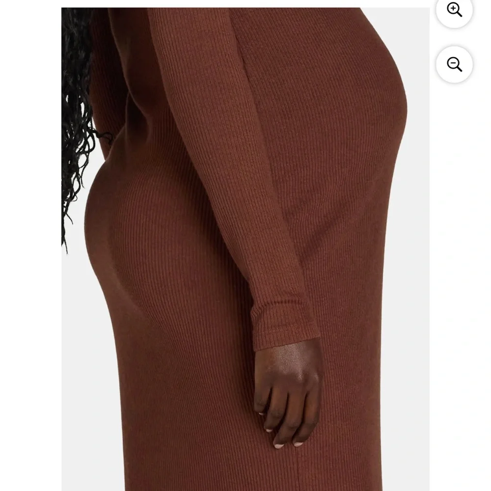 Women’s Ribbed Maternity Dress  M