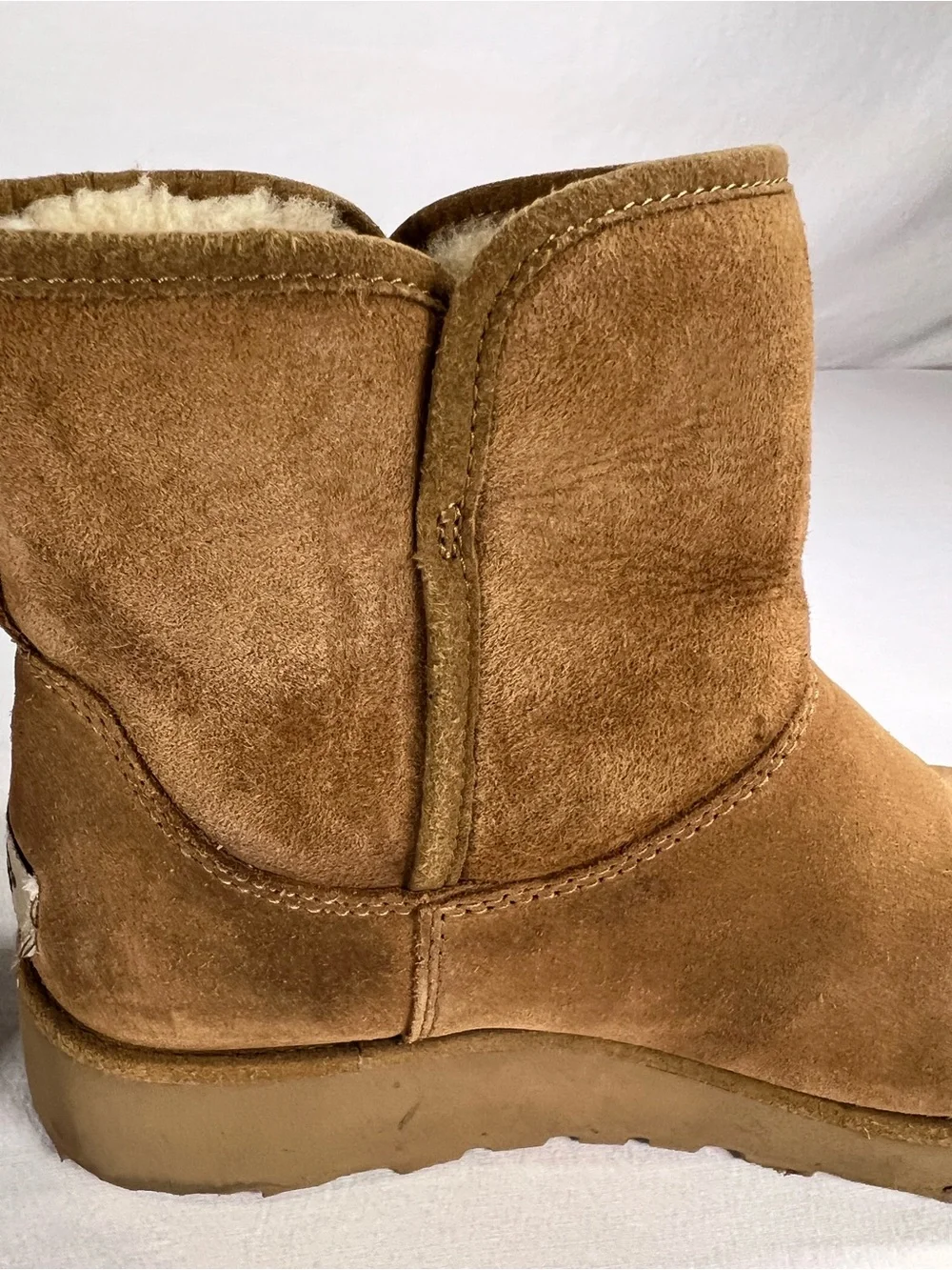 UGG classic ankle