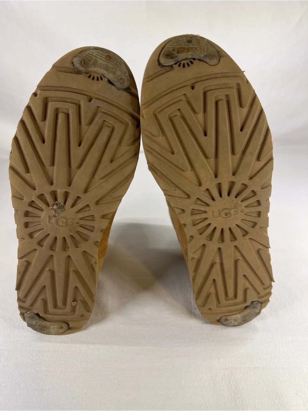 UGG classic ankle