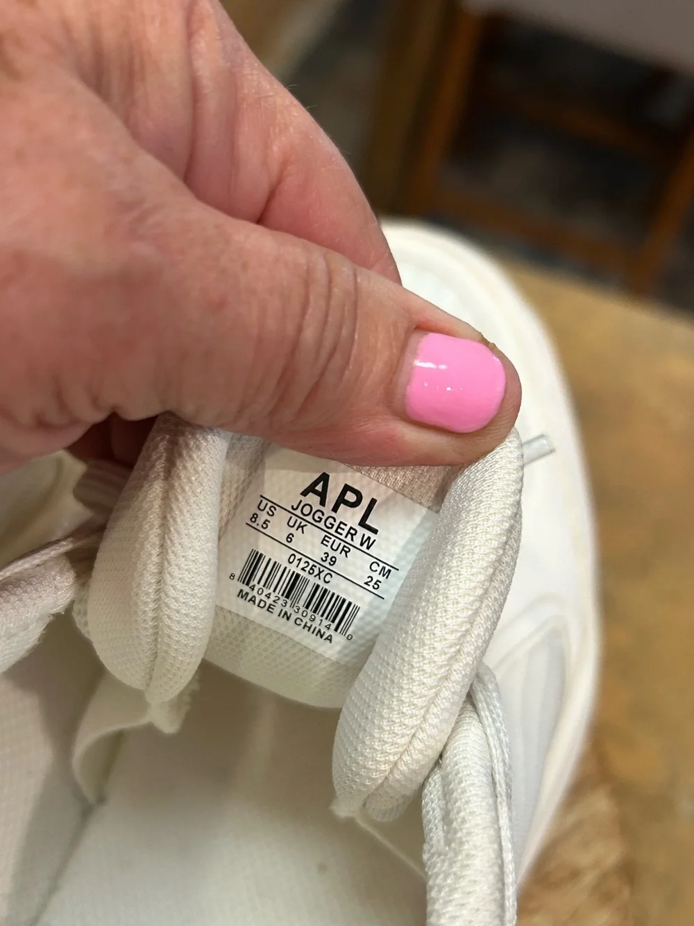 APL lightweight accents lace