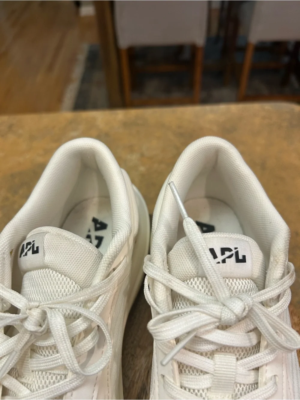 APL up sneaker