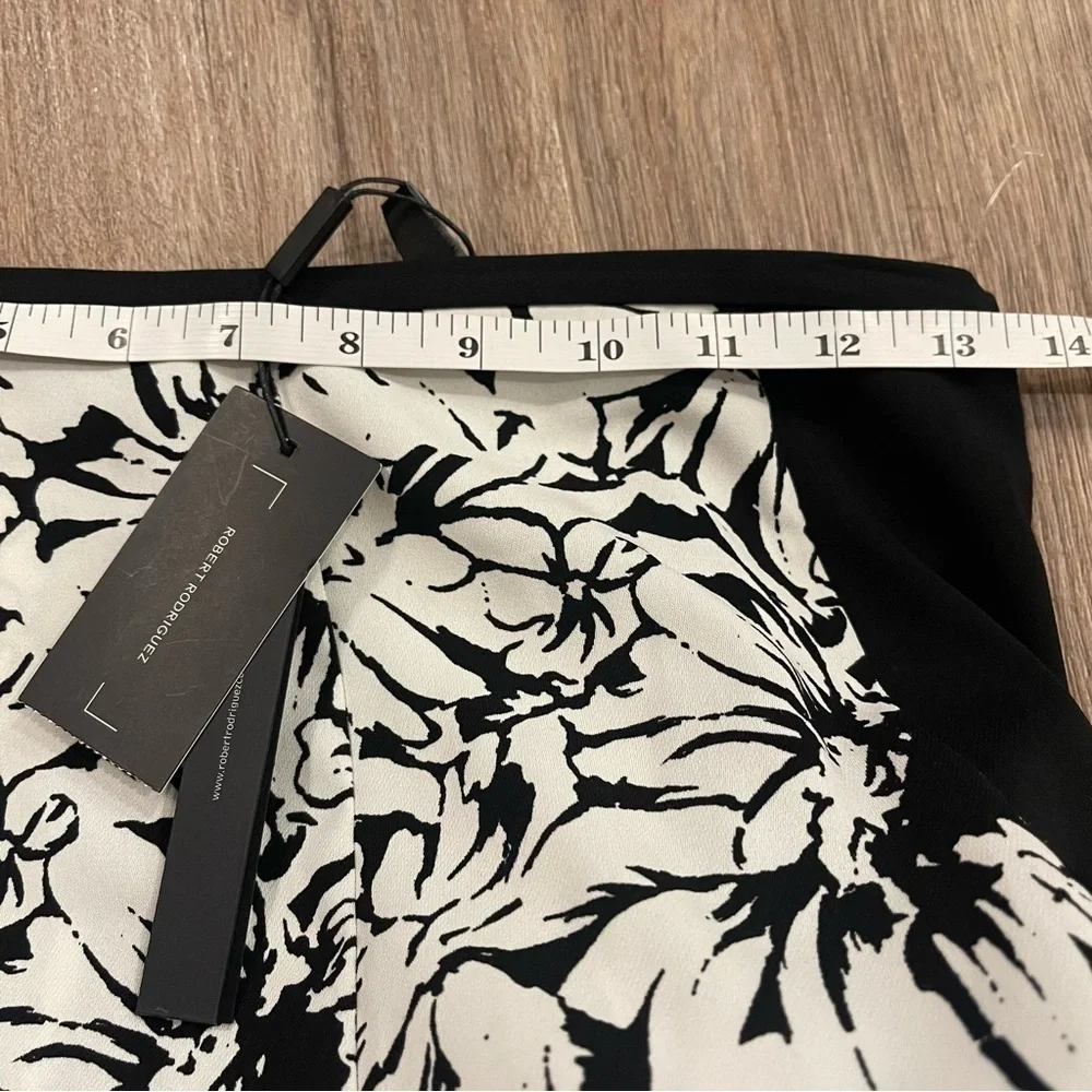 Rober Rodriguez Skirt Women’s Sz 2 Black White Floral Flowy Feminine Spring