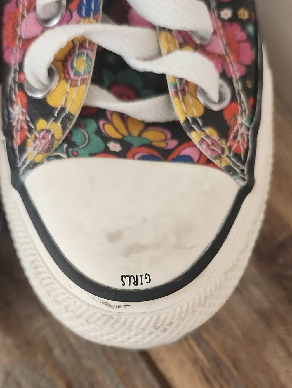 Converse Platform Low Top Sneakers - Black Floral Multi, 6