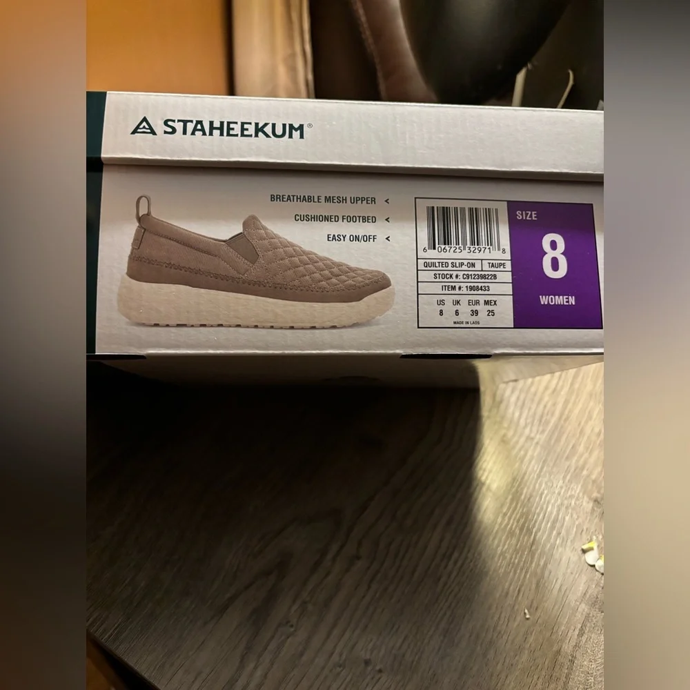 Staheekum women slip