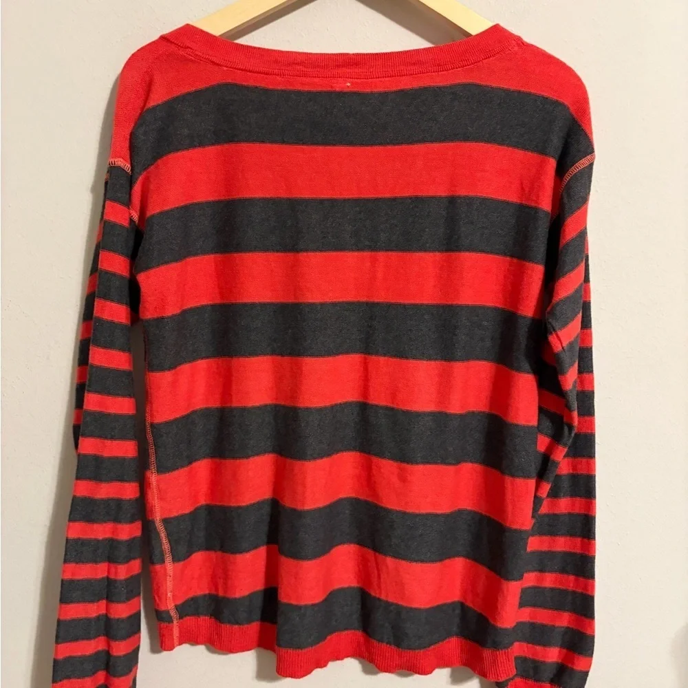 Aeropostale red gray