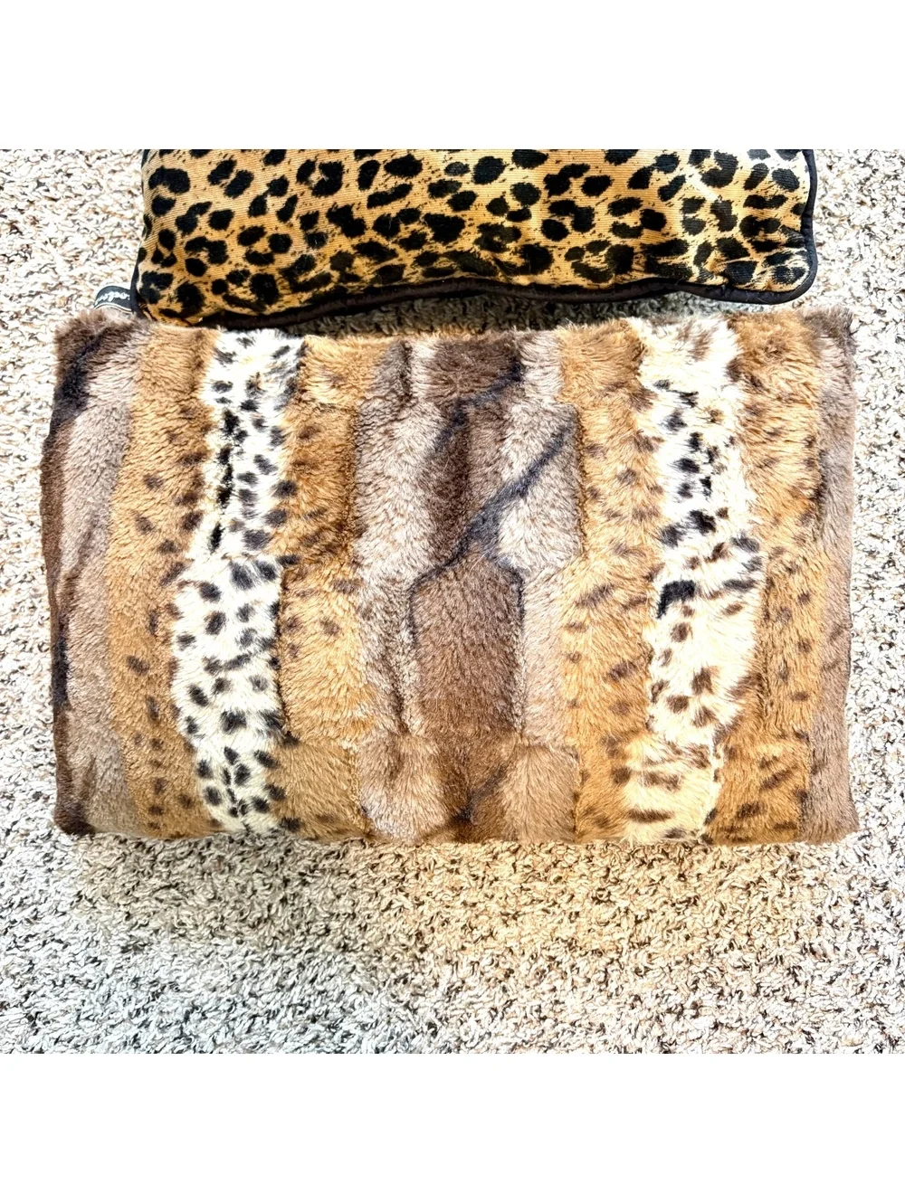 Set of 2 Faux Fur Animal Print Throw Pillows Leopard Cheetah Accent Cushions