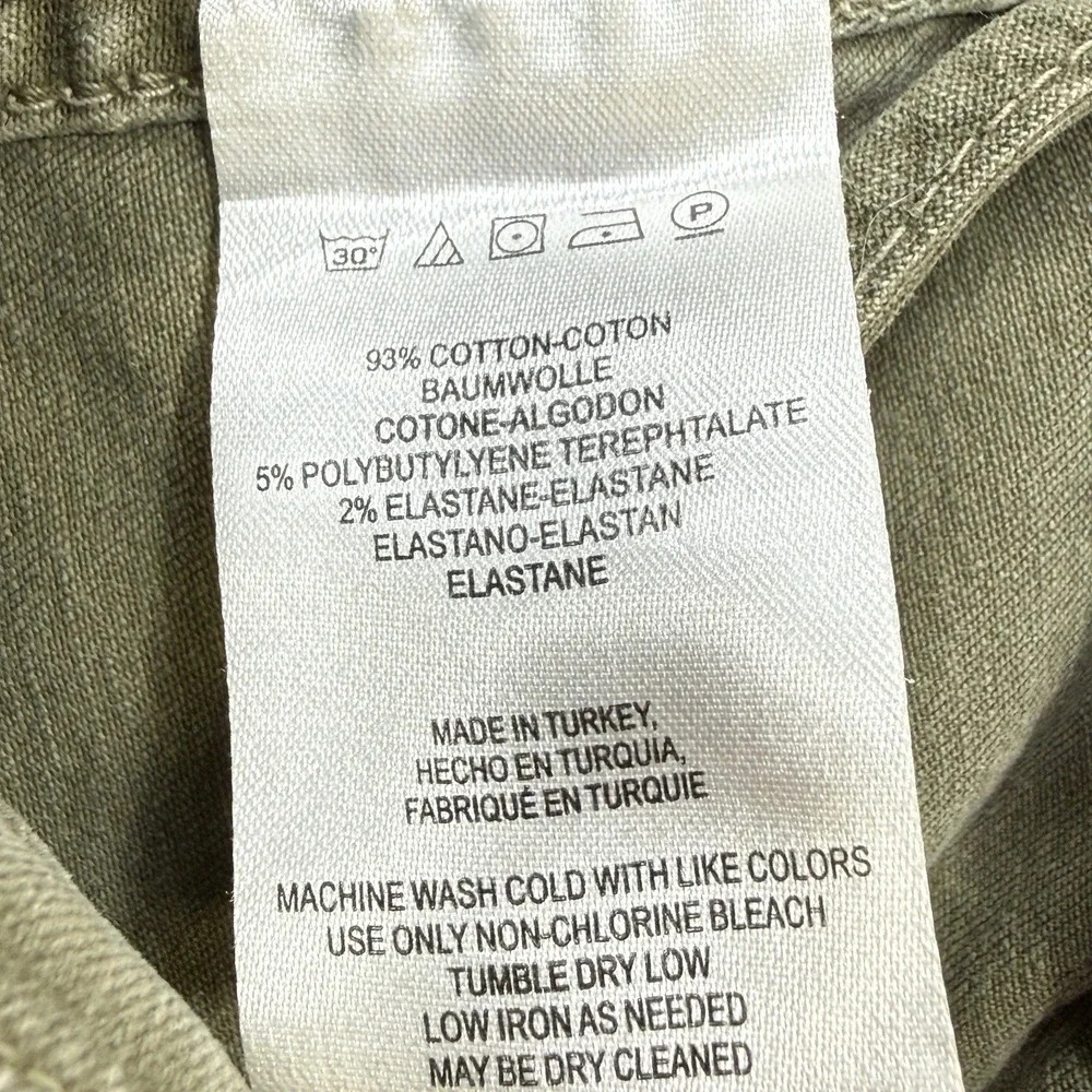 Free People details brand