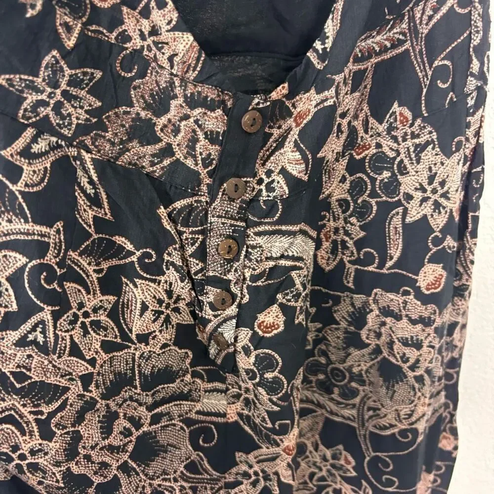 Free People cutout floral opening