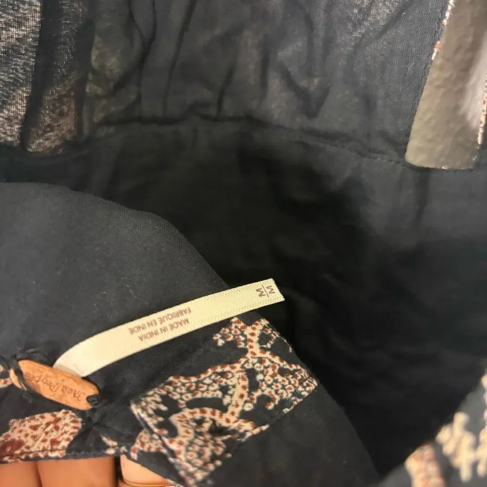 Free People excellent has kissing