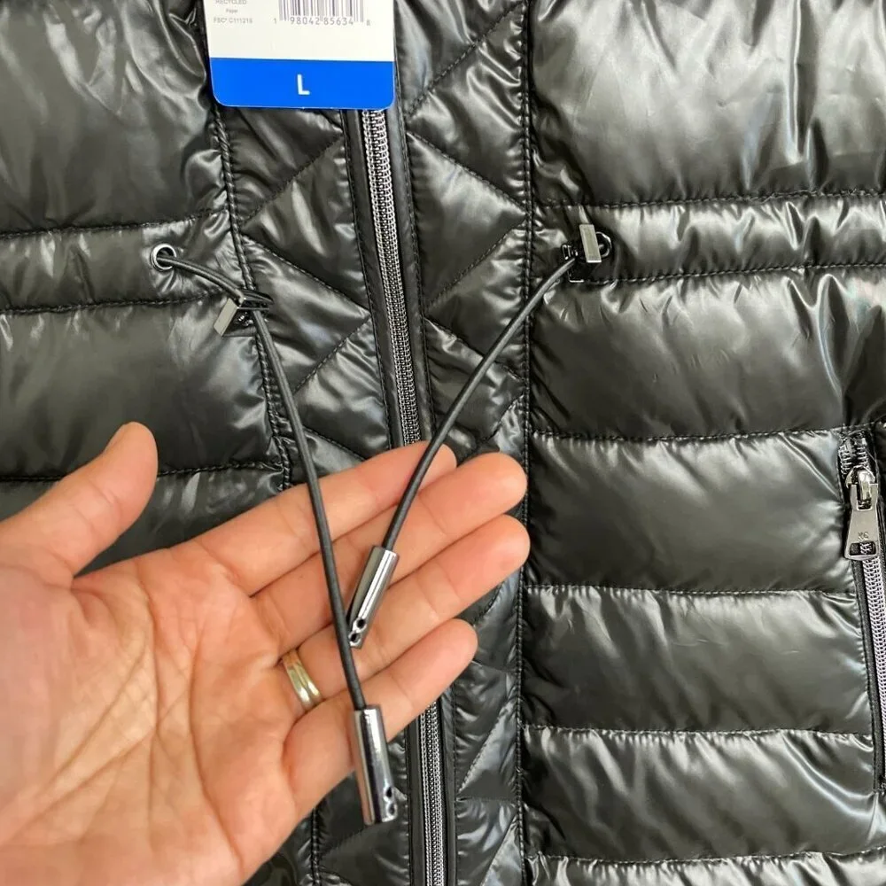 Kenneth Cole new tag