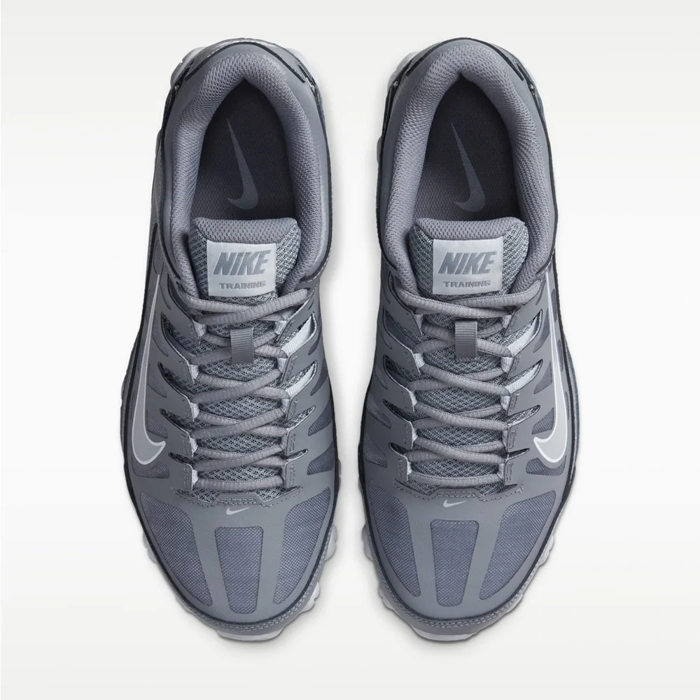 Nike Reax 8 TR Men's Workout Grey Low-Top Sneakers- 9.5