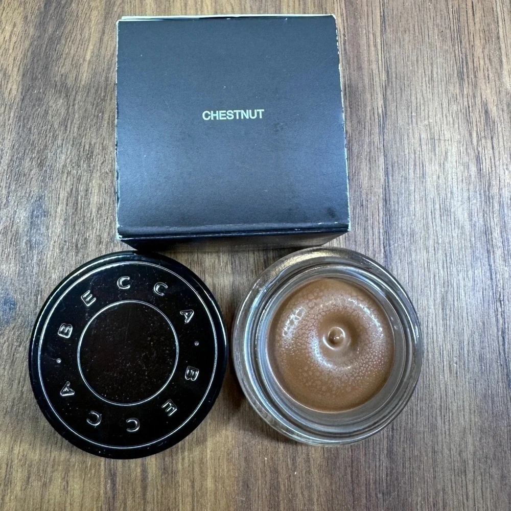 BECCA Ultimate Coverage Concealing Creme 0.16 oz. Chestnut New in Box NIB