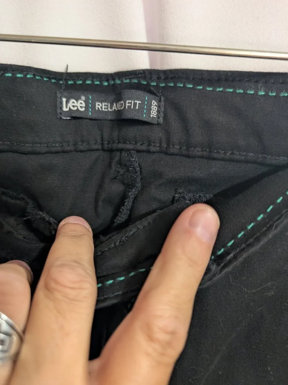 Lee relaxed fit