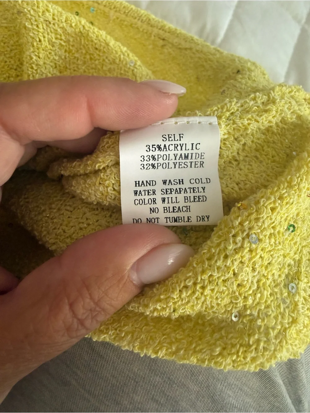 Needii soft yellow